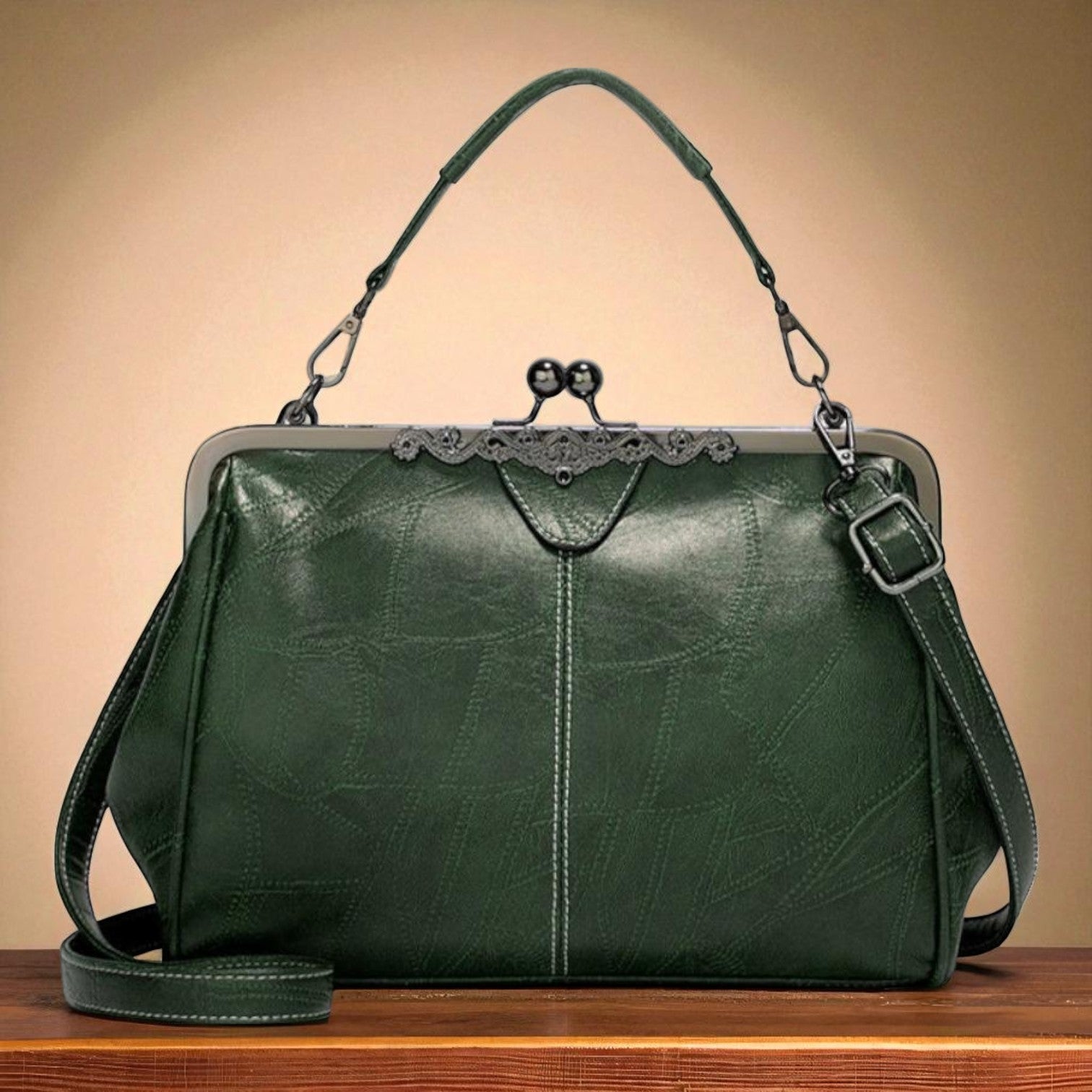 EMILIA | VINTAGE TAS