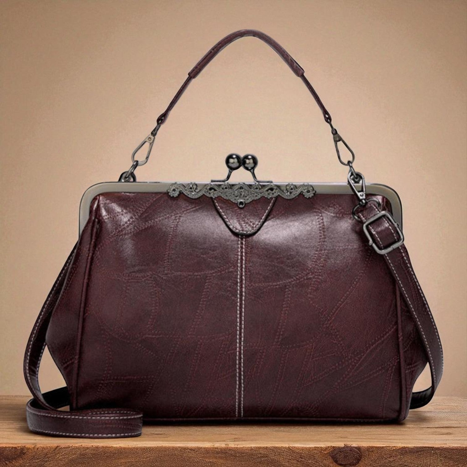 EMILIA | VINTAGE TAS