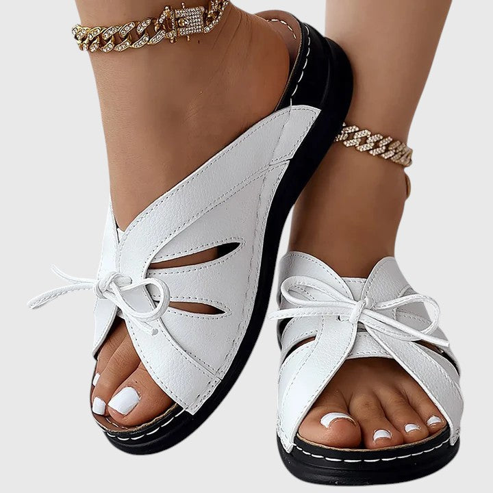 Darcy - Chique Slip-On Sandalen met Band