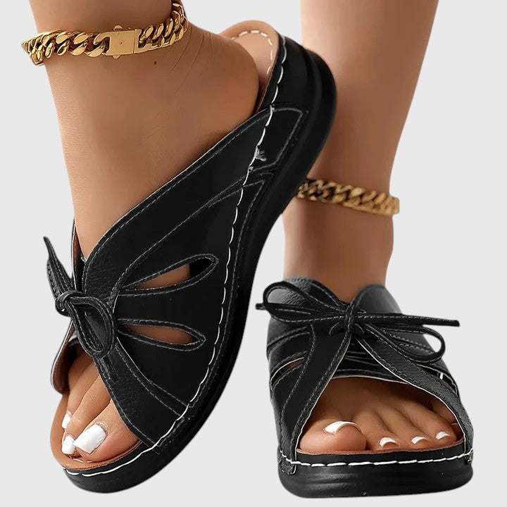 Darcy - Chique Slip-On Sandalen met Band