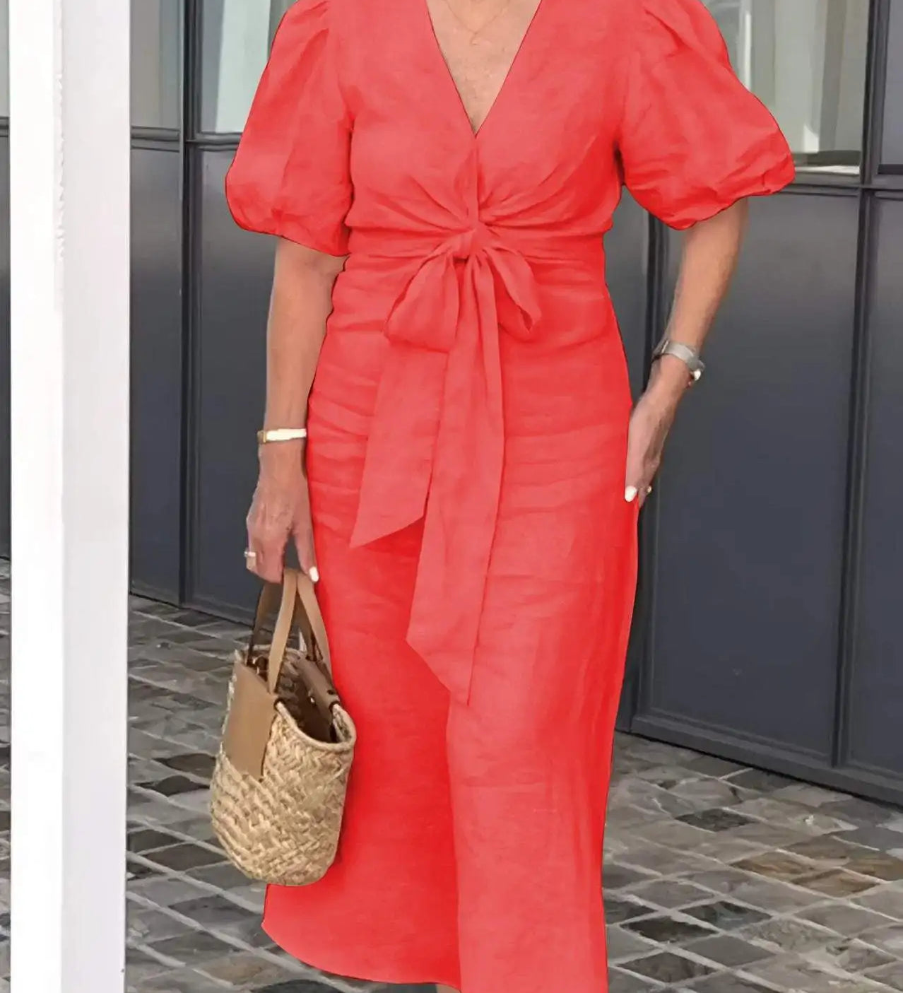 LYNORA | ELEGANTE MIDI-JURK MET V-HALS