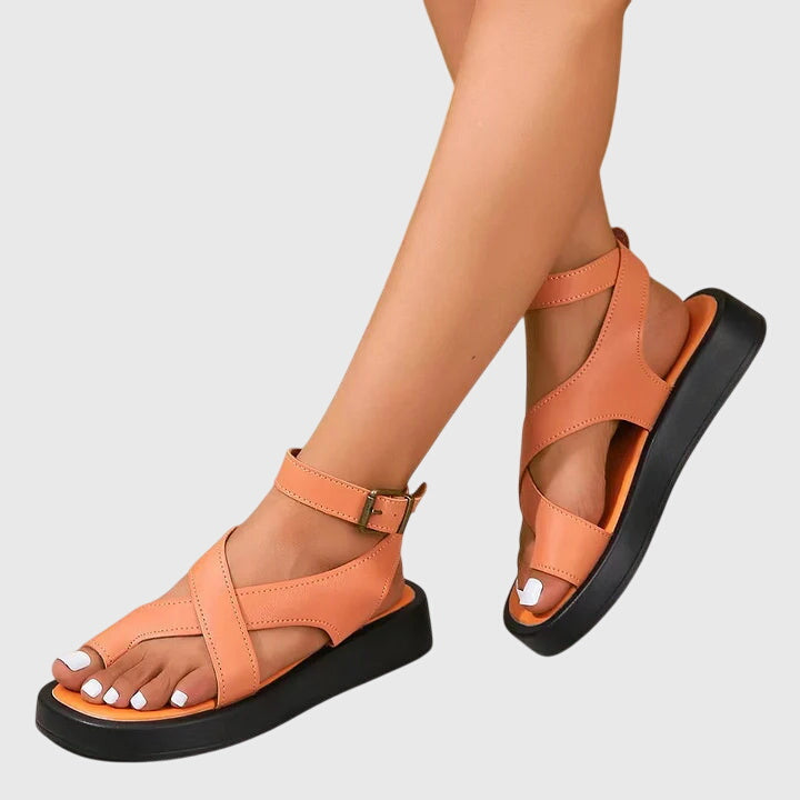 Bria - Dikke Plattformsandalen